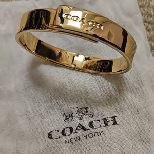 NEW Shiny Gold Coach Signature Hinged Bangle